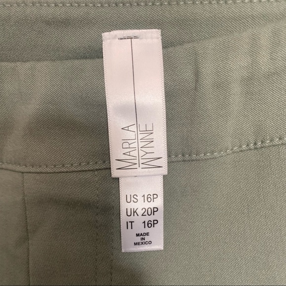 BNWOT!  TSC Exclusive! MarlaWynn 16P Capri/Crop with Tummy control. - Picture 8 of 9